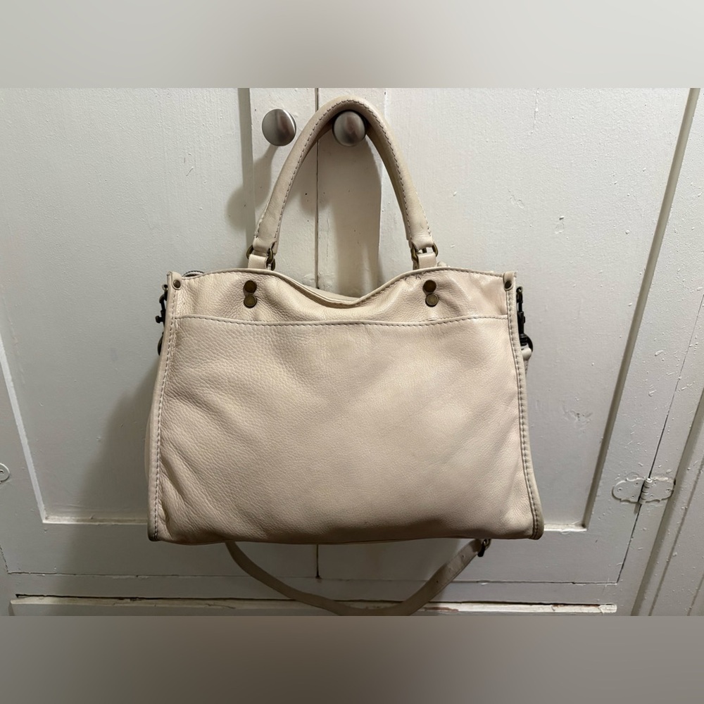 American Leather Co. Cream/Beige Top Handle Bag with Adjustable Crossbody Strap - Picture 7 of 16